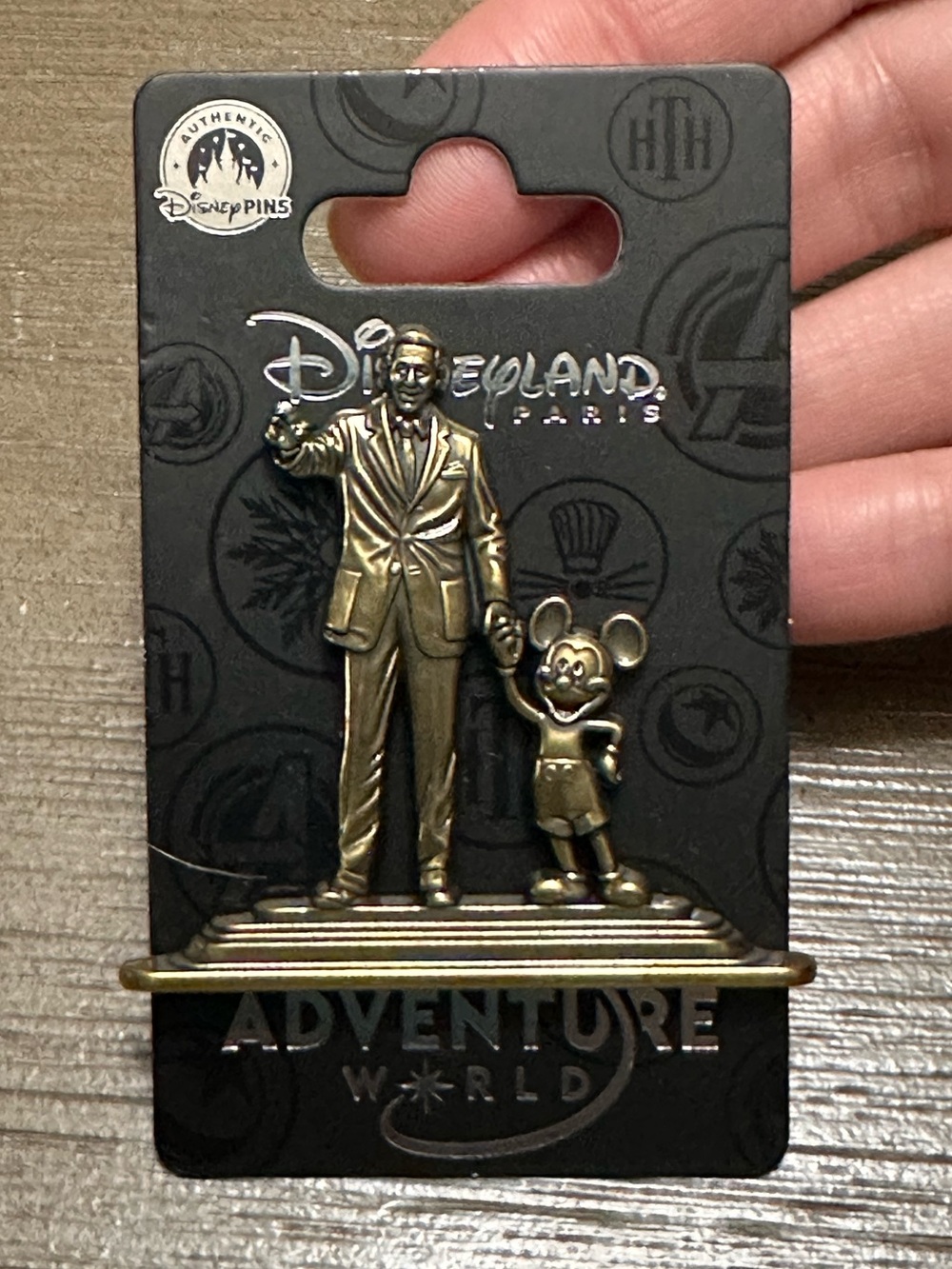 Disneyland Paris - Adventure World - Mickey & Walt Pin - 2026